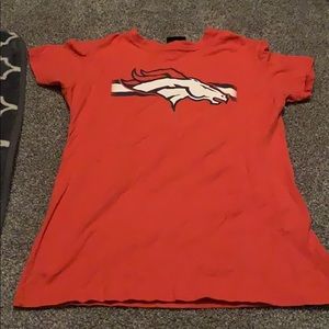 Denver Broncos T shirt
